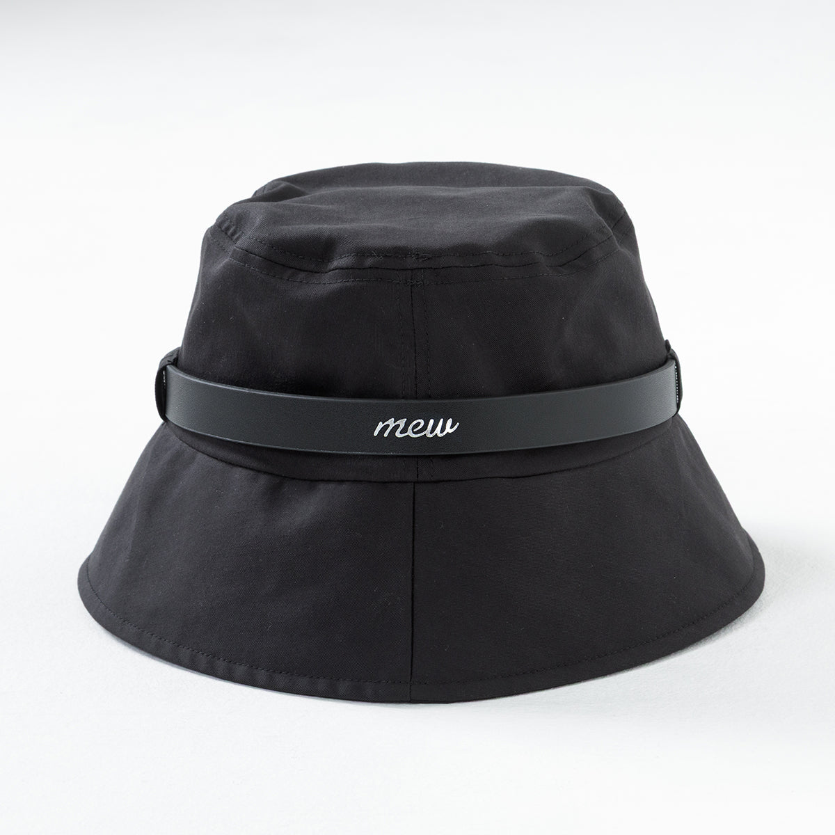 【mew】ベルト付きバケットハット