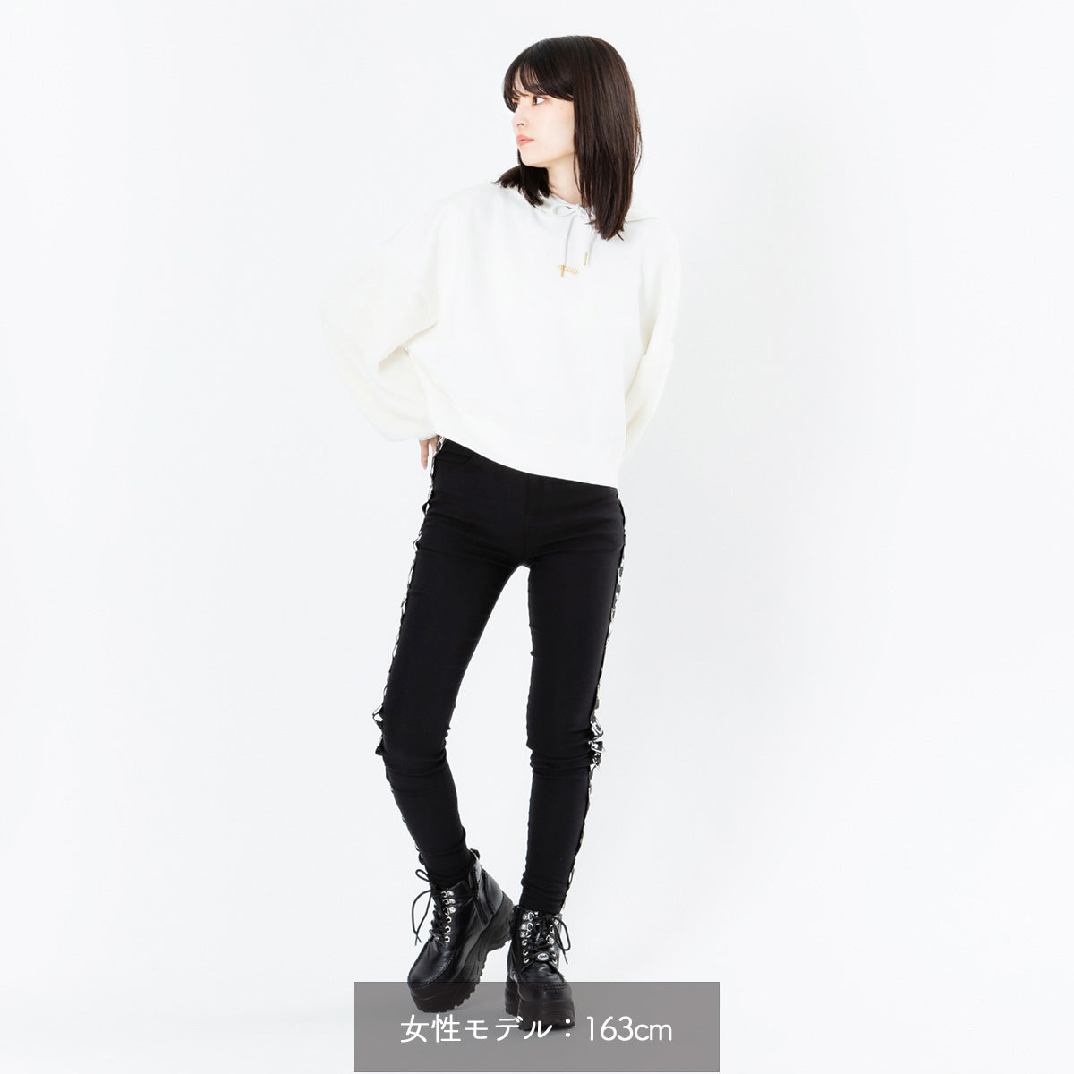 【mew】袖モコクロップドパーカー(WHT)