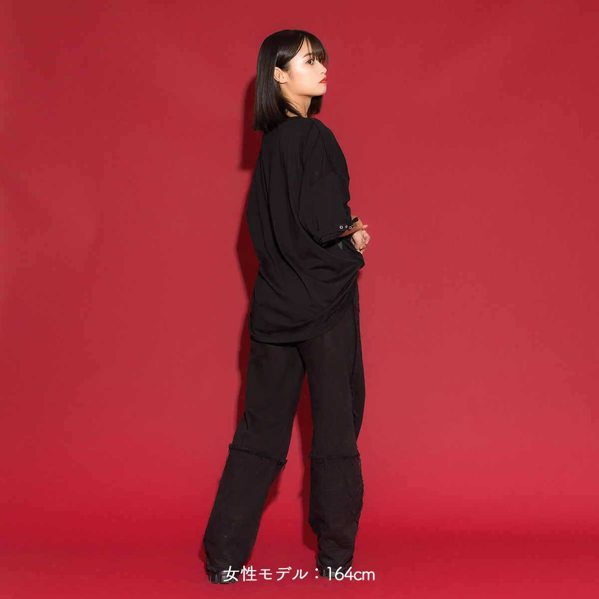 【mew】ベルトTシャツ(BLK)