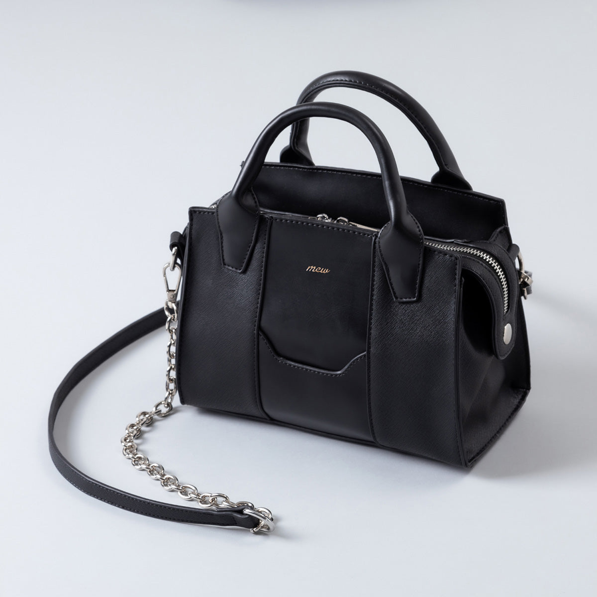 【mew】レザーチェーンショルダーバッグ
