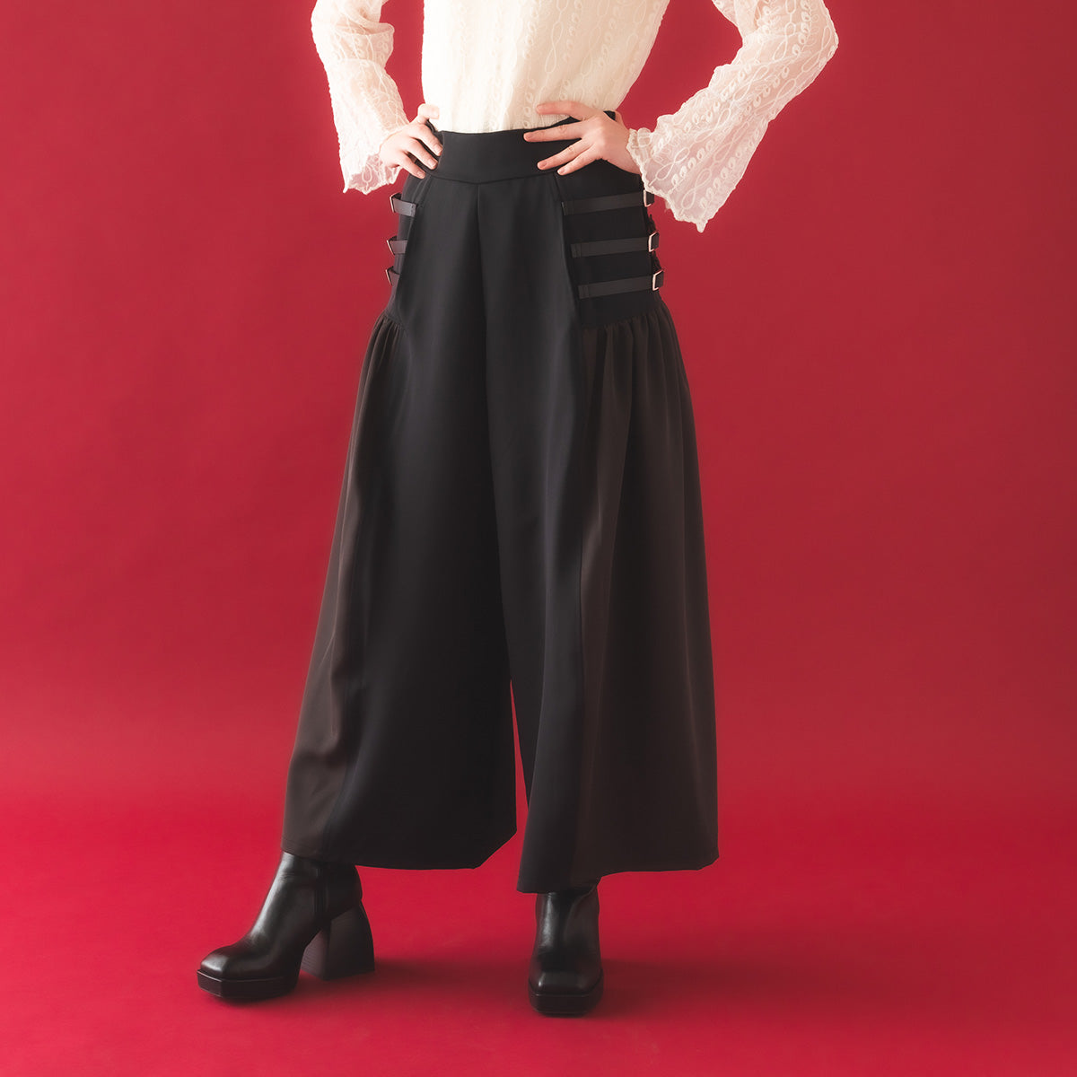 未使用品　HERMES サイドベルト付きパンツ mew】サイドベルトワイドパンツ