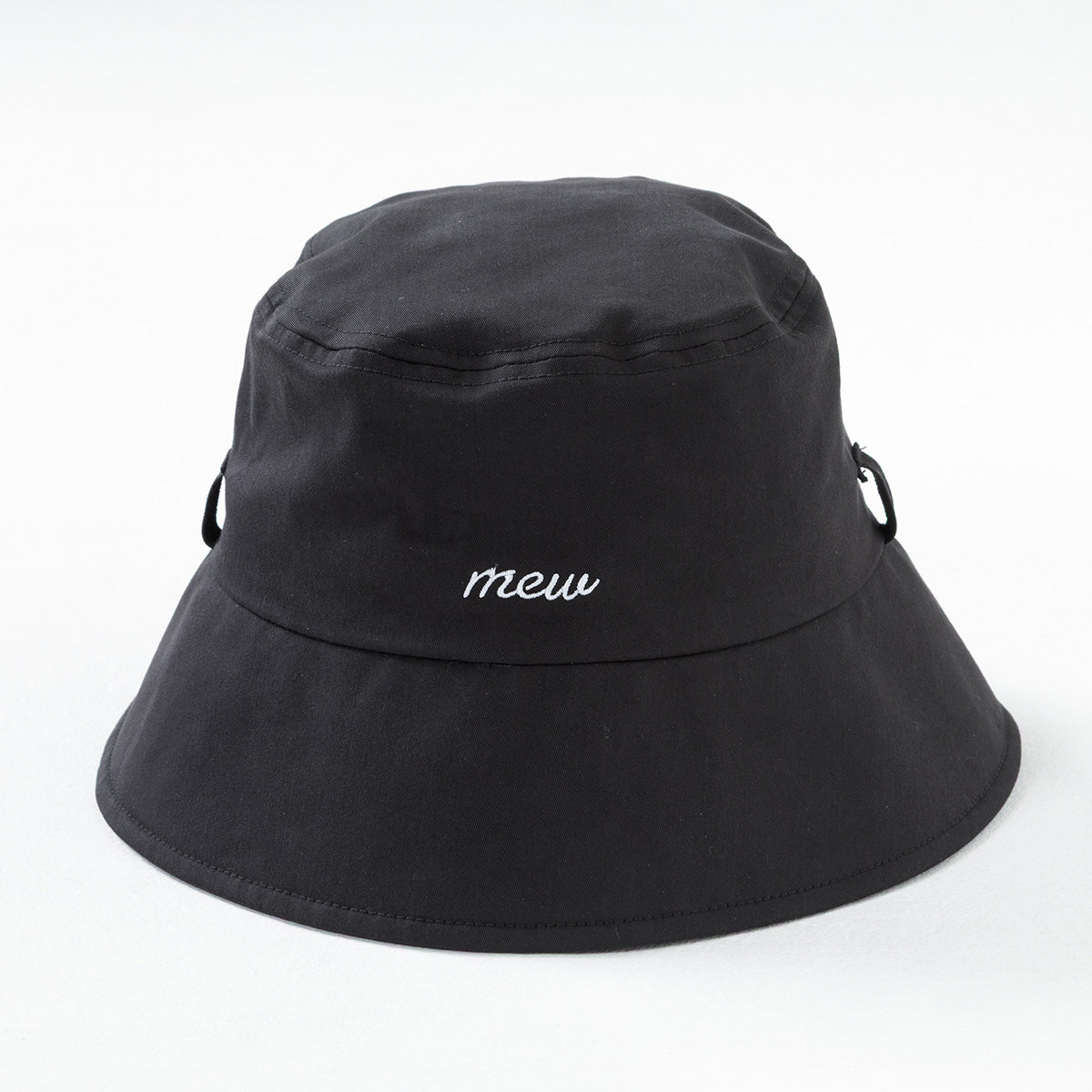 【mew】ベルト付きバケットハット
