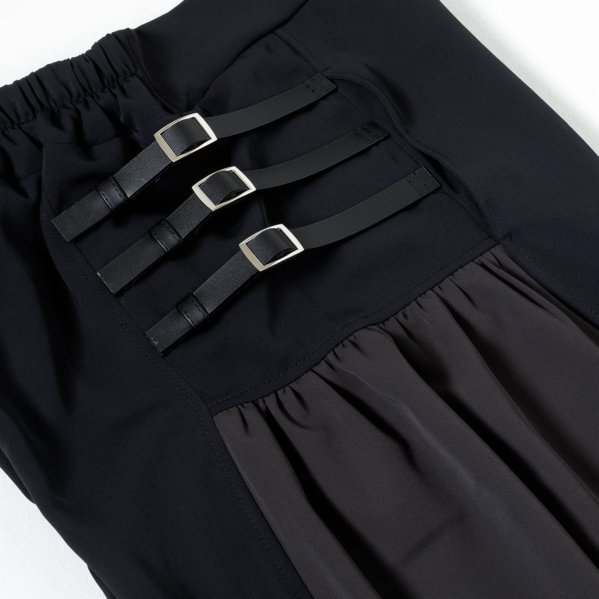 【mew】サイドベルトワイドパンツ